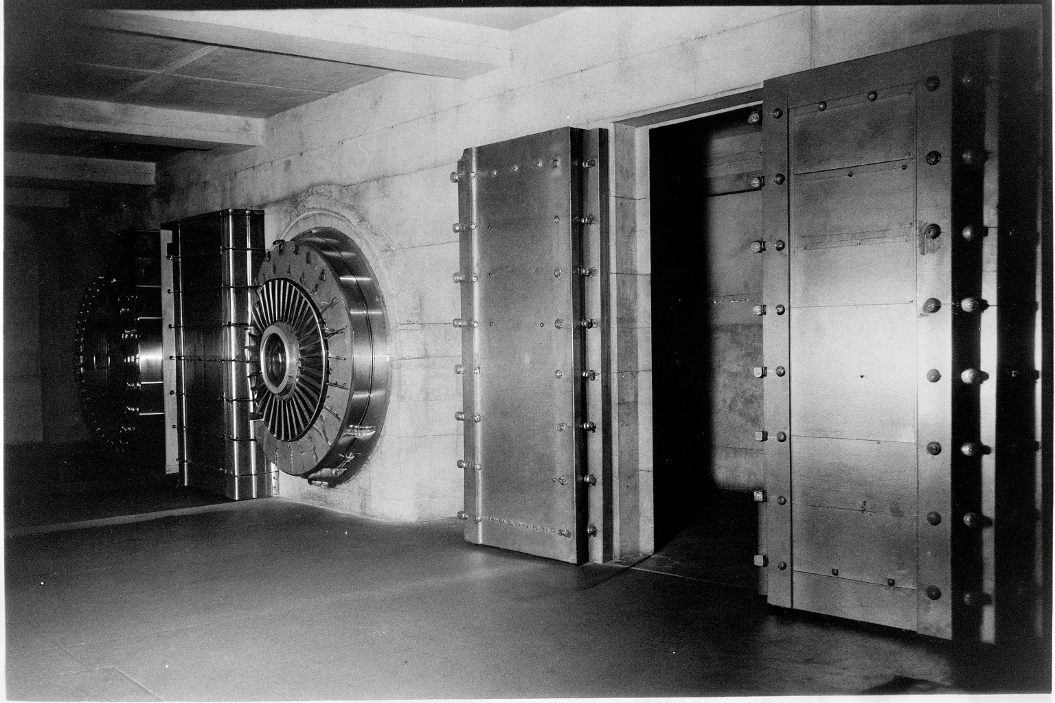 Institutional DeFi & Vaults